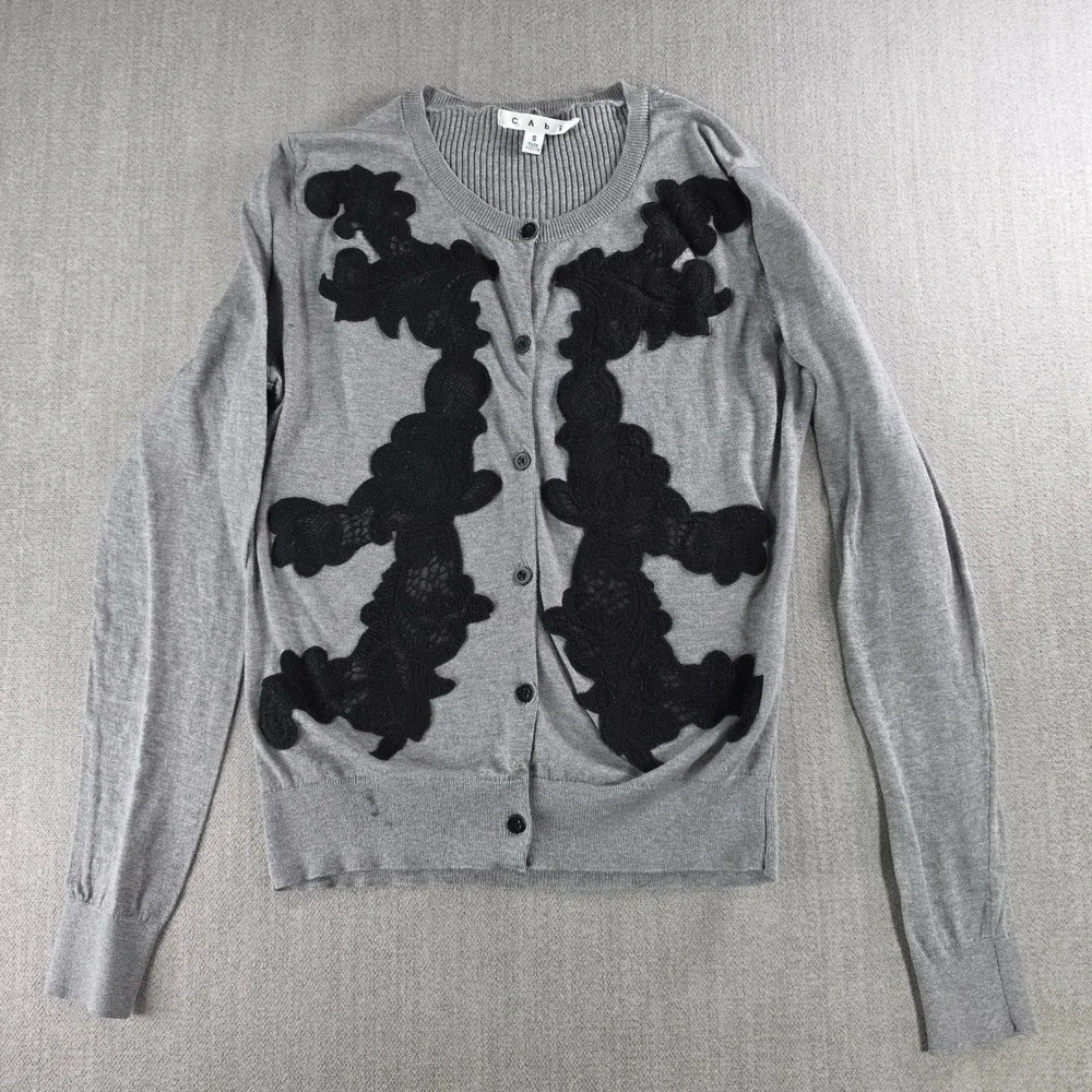 Cabi‎ Cardigan Sweater Womens S Grey Black Lace Applique Button Front 100% Cot